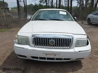 2010 Mercury Grand Marquis LS with VIN 2MEBM7FV9AX603975, listed as a IAAI auction lot 41962323 with 178,178 mi miles. Bid and sale history available at carsss.com. Image 13.