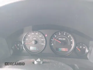 2007 Jeep Commander Sport with VIN 1J8HH48K47C535035, listed as a IAAI auction lot 42047802 with 165,538 mi miles and . Bid and sale history available at DreamBid. Image 7.