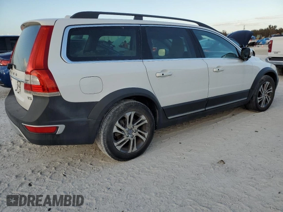 2015 Volvo XC70 T5 Drive-E Premier with VIN YV440MBK0F1230340, listed as a Copart auction lot 76569484 with Not Provided miles and Non Repairable. Bid and sale history available at DreamBid. Image 3.