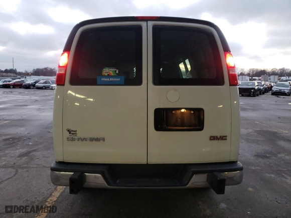 2019 GMC Savana Cargo Van with VIN 1GTW7AFG6K1314555, listed as a Copart auction lot 84902994 with 258,571 mi miles and Salvage Title. Bid and sale history available at carsss.com. Image 6.