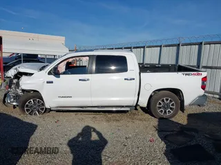 2014 Toyota Tundra 4WD Truck LTD with VIN 5TFHW5F16EX372679, listed as a IAAI auction lot 41736049 with 247,000 mi miles. Bid and sale history available at carsss.com. Image 14.