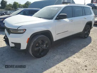 2024 Jeep Grand Cherokee Altitude X with VIN 1C4RJKAG8R8530761, listed as a Copart auction lot 69086054 with 1,557 mi miles and Salvage title. Bid and sale history available at DreamBid. Image 1.