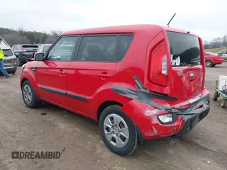 2013 Kia Soul with VIN KNDJT2A58D7571041, listed as a IAAI auction lot 41429547 with 137,573 mi miles and . Bid and sale history available at DreamBid. Image 3.