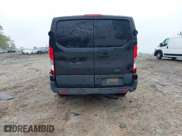 2017 Ford Transit z VIN 1FTYE1YM6HKA47762, wystawiony jako IAAI lot #41799938 z przebiegiem Nie podano mil oraz . Historia ofert i sprzedaży dostępna na DreamBid. Obrazek 15.