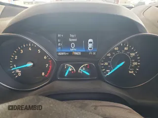 2017 Ford Escape SE z VIN 1FMCU0GD4HUC98854, wystawiony jako IAAI lot #42558269 z przebiegiem 62 975 mil mil oraz . Historia ofert i sprzedaży dostępna na DreamBid. Obrazek 30.