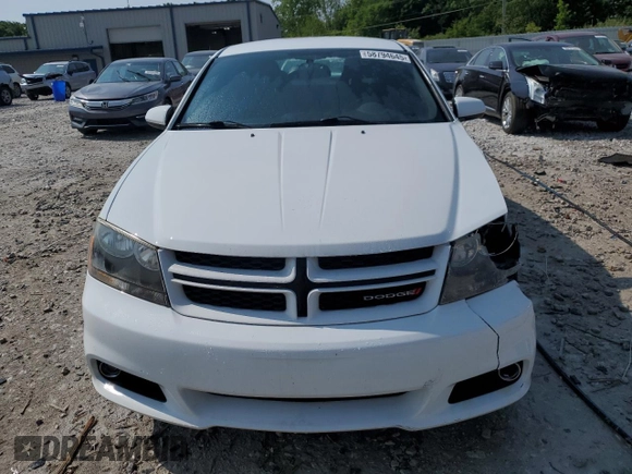 2013 Dodge Avenger SXT z VIN 1C3CDZCB2DN576852, wystawiony jako Copart lot #58794645 z przebiegiem 89 299 mil mil oraz Czysty tytuł • Clean title. Historia ofert i sprzedaży dostępna na DreamBid. Obrazek 5.