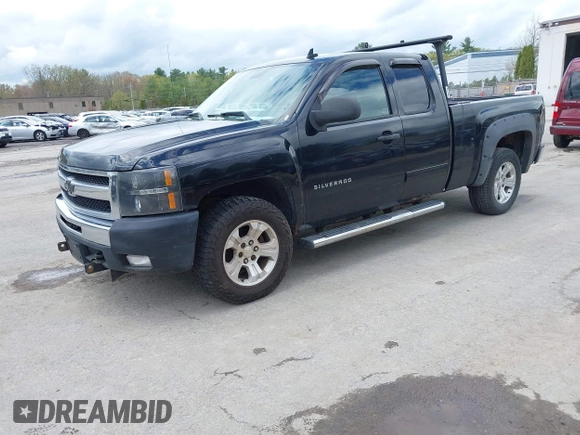 2010 Chevrolet Silverado 1500 LT with VIN 1GCSKSE39AZ110317, listed as a IAAI auction lot 42221533 with 296,468 mi miles and . Bid and sale history available at DreamBid. Image 2.