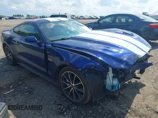 2016 Ford Mustang GT z VIN 1FA6P8CF9G5210085, wystawiony jako IAAI lot #42482013 z przebiegiem 110 966 mil mil oraz . Historia ofert i sprzedaży dostępna na DreamBid. Obrazek 1.