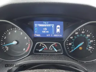 2014 Ford Focus SE with VIN 1FADP3F24EL105899, listed as a IAAI auction lot 41840399 with 90,074 mi miles. Bid and sale history available at carsss.com. Image 7.