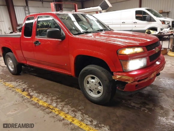 2008 Chevrolet Colorado Work Truck with VIN 1GCDT199288117947, listed as a IAAI auction lot 41978014 with 161,312 mi miles. Bid and sale history available at carsss.com. Image 1.