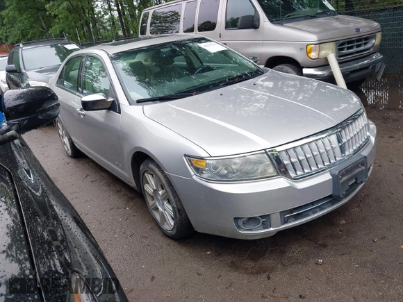 2008 Lincoln MKZ z VIN 3LNHM26T28R647608, wystawiony jako IAAI lot #42527530 z przebiegiem 118 720 mil mil oraz . Historia ofert i sprzedaży dostępna na DreamBid. Obrazek 1.