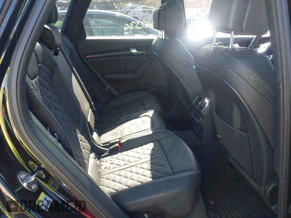 2018 Audi SQ5 Prestige with VIN WA1C4AFY1J2096760, listed as a IAAI auction lot 41467536 with 110,654 mi miles. Bid and sale history available at carsss.com. Image 8.