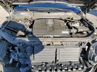 2018 Land Rover Range Rover HSE z VIN SALGS2SV0JA511564, wystawiony jako Copart lot #46635235 z przebiegiem 67 779 mil mil oraz Szkoda całkowita • Salvage title. Historia ofert i sprzedaży dostępna na DreamBid. Obrazek 12.