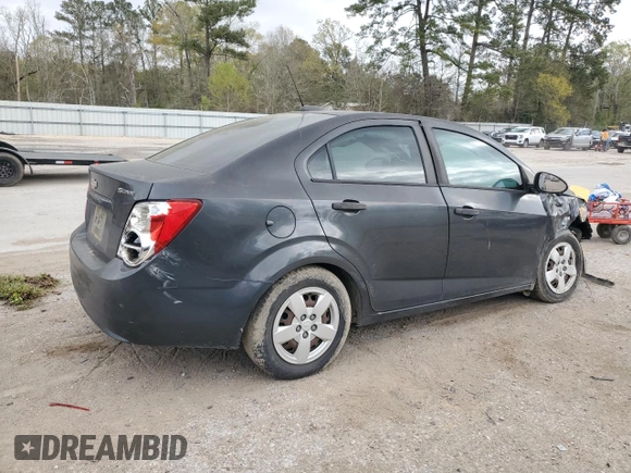 2016 Chevrolet Sonic LS z VIN 1G1JA5SH5G4106781, wystawiony jako Copart lot #49690075 z przebiegiem 132 673 mil mil oraz Szkoda całkowita • Salvage title. Historia ofert i sprzedaży dostępna na DreamBid. Obrazek 3.