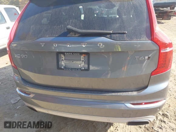 2017 Volvo XC90 Inscription with VIN YV4A22PL3H1179969, listed as a IAAI auction lot 40649647 with 122,400 mi miles. Bid and sale history available at carsss.com. Image 16.