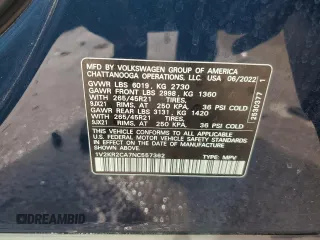 2022 Volkswagen Atlas SE z VIN 1V2KR2CA7NC557362, wystawiony jako Copart lot #60083205 z przebiegiem 64 642 mil mil oraz Szkoda całkowita • Salvage title. Historia ofert i sprzedaży dostępna na DreamBid. Obrazek 13.