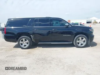 2017 Chevrolet Suburban Premier с VIN 1GNSCJKC5HR394736, выставлен на аукционе IAAI как лот 41628570 с пробегом 125 085 миль миль и . История ставок и продаж доступна на DreamBid. Изображение 6.