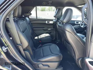 2020 Ford Explorer ST with VIN 1FM5K8GC8LGA39036, listed as a IAAI auction lot 41978033 with 93,348 mi miles and . Bid and sale history available at DreamBid. Image 8.