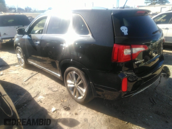 2014 Kia Sorento SX Limited with VIN 5XYKW4A74EG451217, listed as a IAAI auction lot 41358018 with 284,588 mi miles. Bid and sale history available at carsss.com. Image 3.