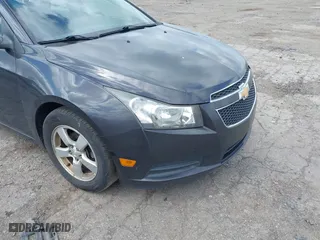 2014 Chevrolet Cruze 1LT with VIN 1G1PC5SB4E7288596, listed as a IAAI auction lot 42047744 with 1 mi miles. Bid and sale history available at carsss.com. Image 12.