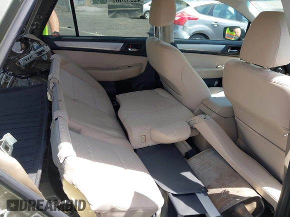 2015 Subaru Outback Premium z VIN 4S4BSACC5F3221045, wystawiony jako IAAI lot #42252002 z przebiegiem 106 873 mil mil oraz . Historia ofert i sprzedaży dostępna na DreamBid. Obrazek 8.