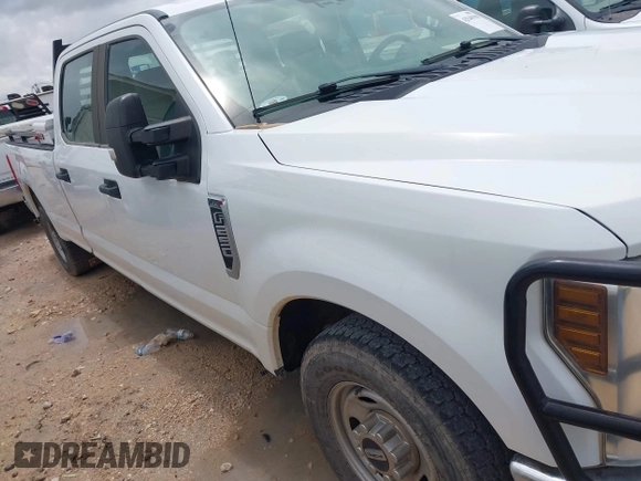2019 Ford F-250 XL with VIN 1FT7W2A62KEC45366, listed as a IAAI auction lot 42549198 with 111,729 mi miles and . Bid and sale history available at DreamBid. Image 12.