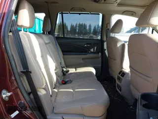 2016 Honda Pilot Touring with VIN 5FNYF6H99GB094933, listed as a IAAI auction lot 41967730 with 98,841 mi miles. Bid and sale history available at carsss.com. Image 8.