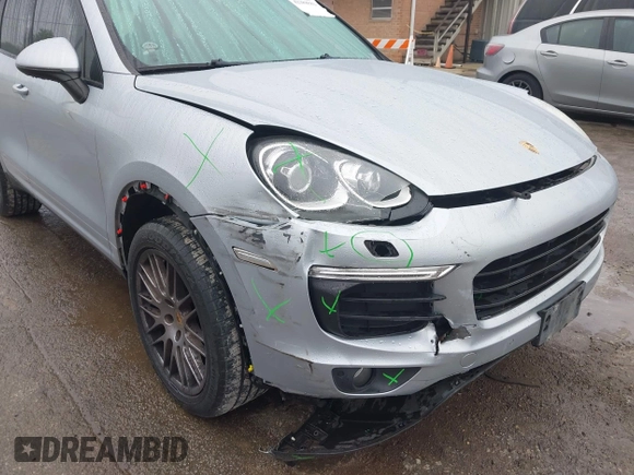 2017 Porsche Cayenne с VIN WP1AA2A25HKA80522, выставлен на аукционе IAAI как лот 42288882 с пробегом 145 422 миль миль и . История ставок и продаж доступна на DreamBid. Изображение 6.