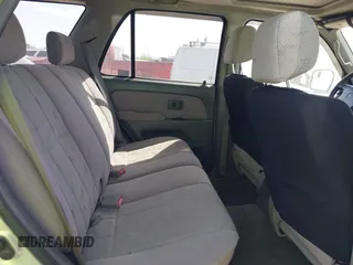 2001 Toyota 4Runner SR5 z VIN JT3GN86R210188837, wystawiony jako IAAI lot #41839104 z przebiegiem 252 748 mil mil oraz . Historia ofert i sprzedaży dostępna na DreamBid. Obrazek 8.