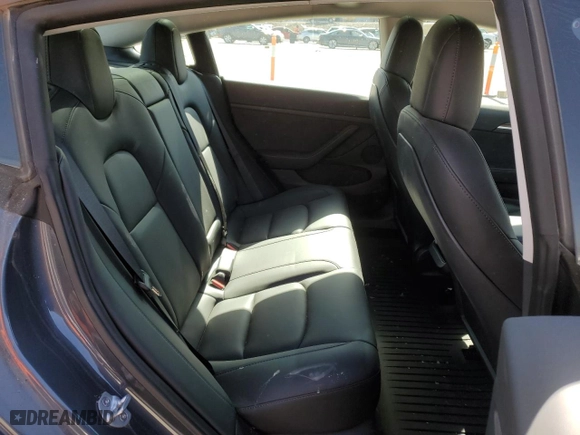2022 Tesla Model 3 Long Range with VIN 5YJ3E1EB2NF350463, listed as a Copart auction lot 47933085 with 9,527 mi miles and Salvage Title. Bid and sale history available at carsss.com. Image 10.