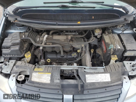 2005 Dodge Caravan SXT with VIN 2D4GP44L25R565890, listed as a Copart auction lot 42324244 with 203,174 mi miles and Non Repairable. Bid and sale history available at carsss.com. Image 12.
