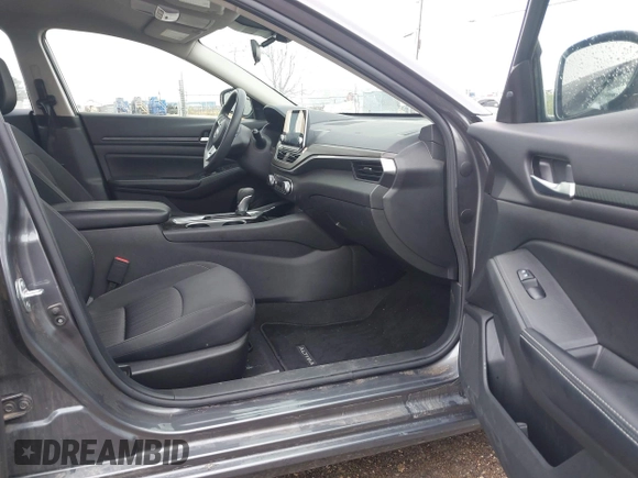2024 Nissan Altima SV with VIN 1N4BL4DV2RN313134, listed as a IAAI auction lot 42653527 with 45,653 mi miles and . Bid and sale history available at DreamBid. Image 5.