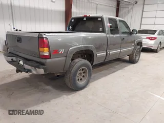 2000 Chevrolet Silverado 1500 LT with VIN 1GCEK19T6YE150552, listed as a IAAI auction lot 41748185 with 259,298 mi miles and . Bid and sale history available at DreamBid. Image 4.