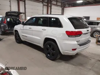 2015 Jeep Grand Cherokee Laredo with VIN 1C4RJFAG4FC747532, listed as a IAAI auction lot 41764541 with 196,385 mi miles. Bid and sale history available at carsss.com. Image 3.