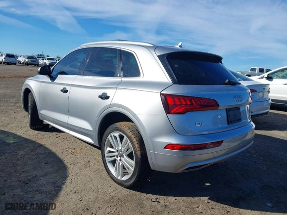 2018 Audi Q5 Premium Plus with VIN WA1BNAFY3J2002273, listed as a IAAI auction lot 41690154 with 73,114 mi miles. Bid and sale history available at carsss.com. Image 3.