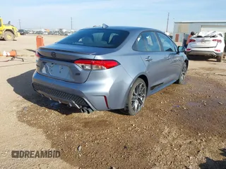 2022 Toyota Corolla SE with VIN 5YFS4MCE9NP120176, listed as a IAAI auction lot 41861680 with 15,975 mi miles. Bid and sale history available at carsss.com. Image 4.