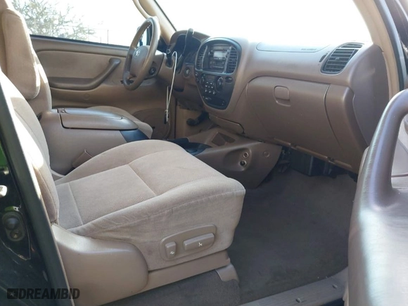 2004 Toyota Sequoia SR5 with VIN 5TDZT34A74S237767, listed as a IAAI auction lot 41499624 with 144,574 mi miles. Bid and sale history available at carsss.com. Image 5.