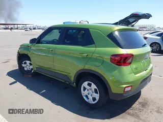 2020 Hyundai Venue SE with VIN KMHRB8A38LU044569, listed as a IAAI auction lot 42117572 with 45,562 mi miles and . Bid and sale history available at DreamBid. Image 3.