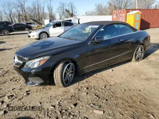 2014 Mercedes-Benz E-Class E 350 with VIN WDDKK5KF9EF283638, listed as a Copart auction lot 49597215 with 68,207 mi miles and Salvage Title. Bid and sale history available at carsss.com. Image 1.