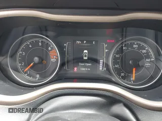 2018 Jeep Cherokee Latitude with VIN 1C4PJLCB2JD595549, listed as a IAAI auction lot 42132845 with 139,819 mi miles and . Bid and sale history available at DreamBid. Image 7.