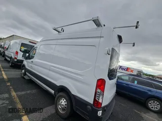 2023 Ford Transit Cargo с VIN 1FTBR2X82PKA60186, выставлен на аукционе IAAI как лот 42573161 с пробегом 47 202 миль миль и . История ставок и продаж доступна на DreamBid. Изображение 30.