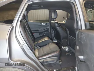 2023 Ford Escape ST-Line Select z VIN 1FMCU9NZXPUA40548, wystawiony jako IAAI lot #42326063 z przebiegiem 24 047 mil mil oraz . Historia ofert i sprzedaży dostępna na DreamBid. Obrazek 8.