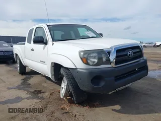 2005 Toyota Tacoma with VIN 5TEUU42N55Z004722, listed as a IAAI auction lot 41646884 with 150,028 mi miles and . Bid and sale history available at DreamBid. Image 1.