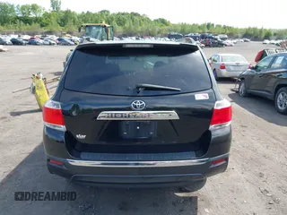 2012 Toyota Highlander Limited z VIN 5TDYK3EH7CS053597, wystawiony jako IAAI lot #42387687 z przebiegiem 134 302 mil mil oraz . Historia ofert i sprzedaży dostępna na DreamBid. Obrazek 16.