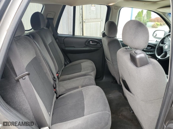 2008 Chevrolet TrailBlazer Fleet w/2FL with VIN 1GNDT13S282133927, listed as a Copart auction lot 51458335 with 280,284 mi miles and Salvage Title. Bid and sale history available at carsss.com. Image 11.