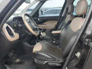 2014 FIAT 500L Lounge z VIN ZFBCFACH7EZ009027, wystawiony jako Copart lot #52575895 z przebiegiem 46 168 mil mil oraz Czysty tytuł • Clean title. Historia ofert i sprzedaży dostępna na DreamBid. Obrazek 7.