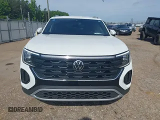 2024 Volkswagen Atlas SE with VIN 1V2DE2CA0RC259827, listed as a IAAI auction lot 42145264 with 10,302 mi miles and . Bid and sale history available at DreamBid. Image 12.