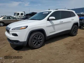 2017 Jeep Cherokee Latitude with VIN 1C4PJLCS4HW507938, listed as a Copart auction lot 58809305 with 118,785 mi miles and Clean title. Bid and sale history available at DreamBid. Image 1.