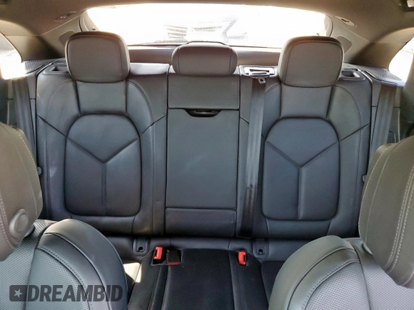 2021 Porsche Macan with VIN WP1AA2A5XMLB06210, listed as a Copart auction lot 58085225 with 38,015 mi miles and Salvage title. Bid and sale history available at DreamBid. Image 10.