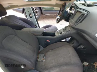 2015 Chrysler 200 Limited with VIN 1C3CCCAB5FN588550, listed as a IAAI auction lot 42192764 with 126,191 mi miles and . Bid and sale history available at DreamBid. Image 5.